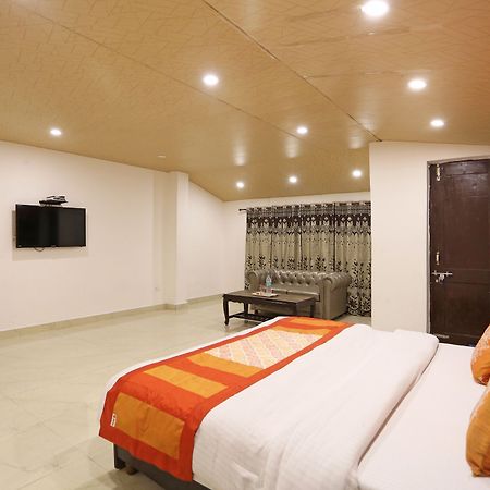 Oyo 6517 Satyam International Hotell Dalhousie Eksteriør bilde