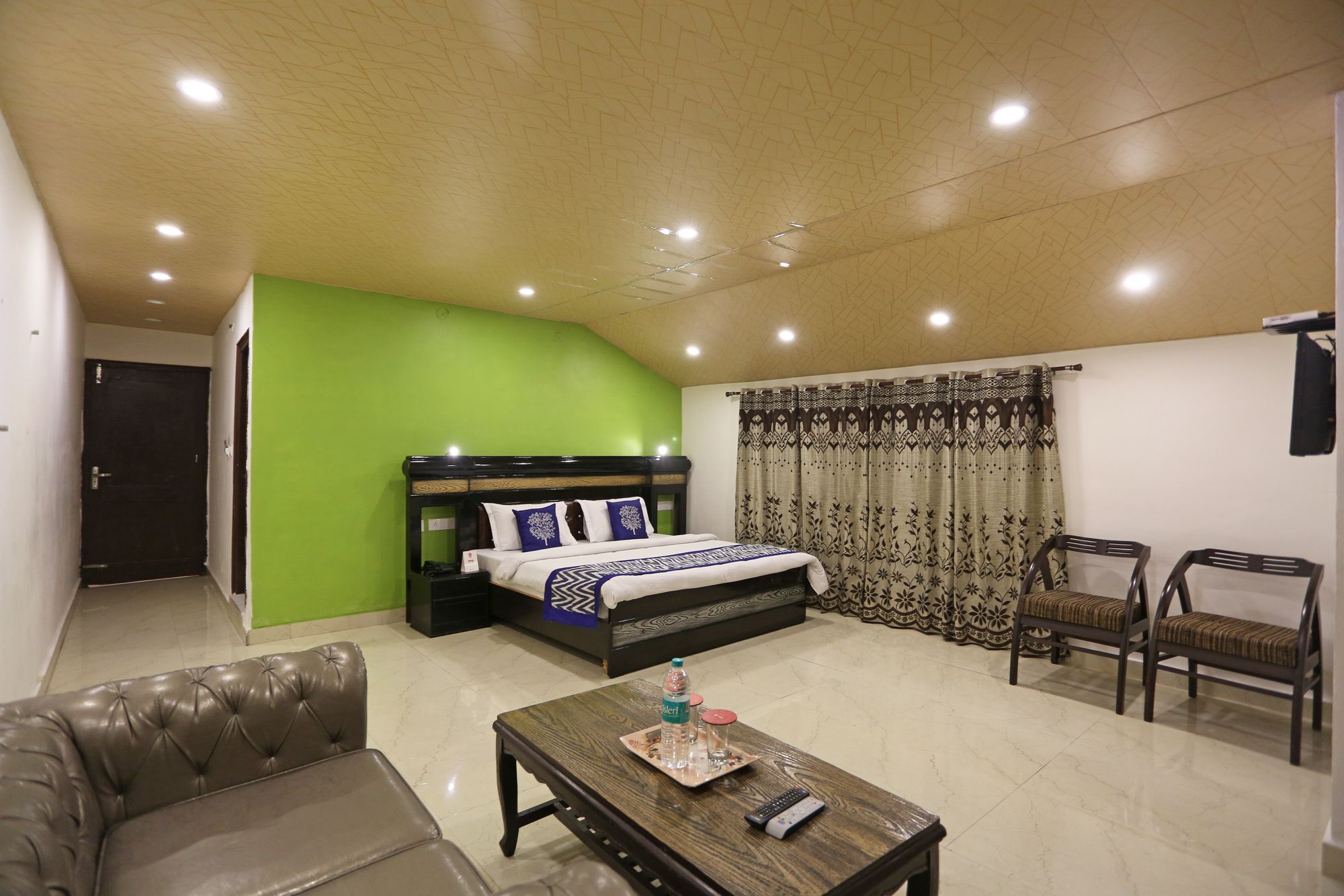 Oyo 6517 Satyam International Hotell Dalhousie Eksteriør bilde